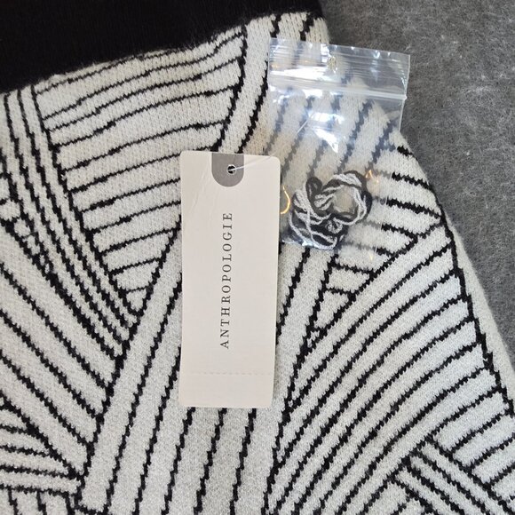 Maeve by Anthropologie White & Black Abstract Woven Print Skirt Size XL NWT - Picture 3 of 9